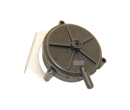 Goodman P/N B1370133 – Genuine OEM Furnace Pressure Switch (Single Stage, -0.35" WC, Normally Open)